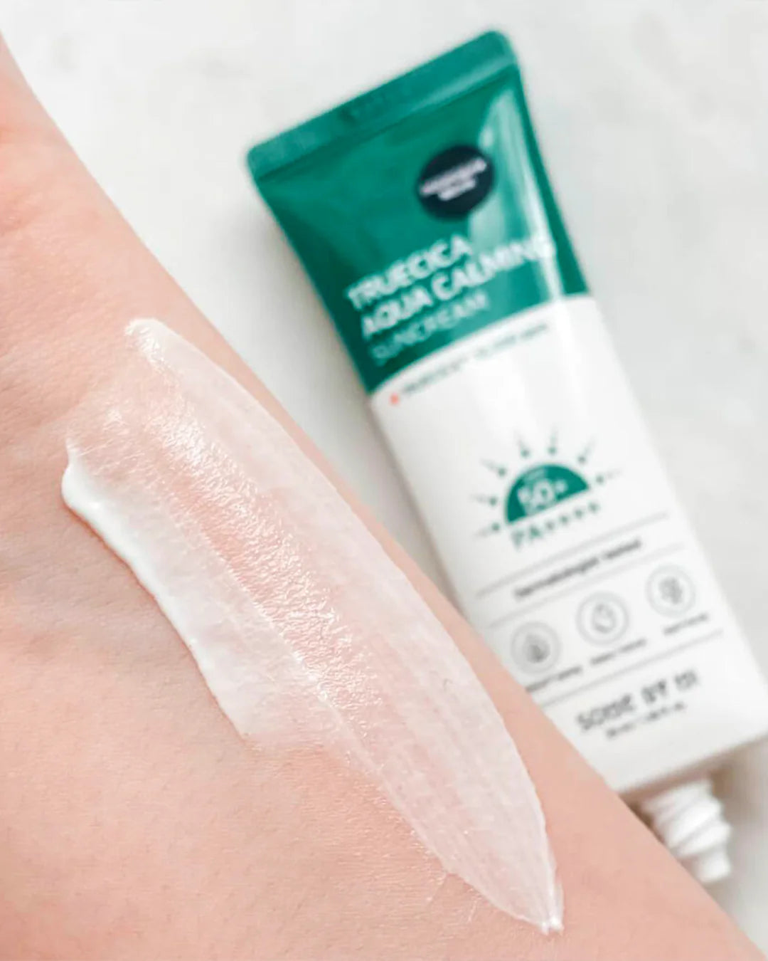 Truecica Aqua Calming Sunscream SPF 50+ PA++++